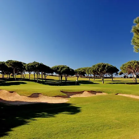 Apartament Tres Castles 3 *